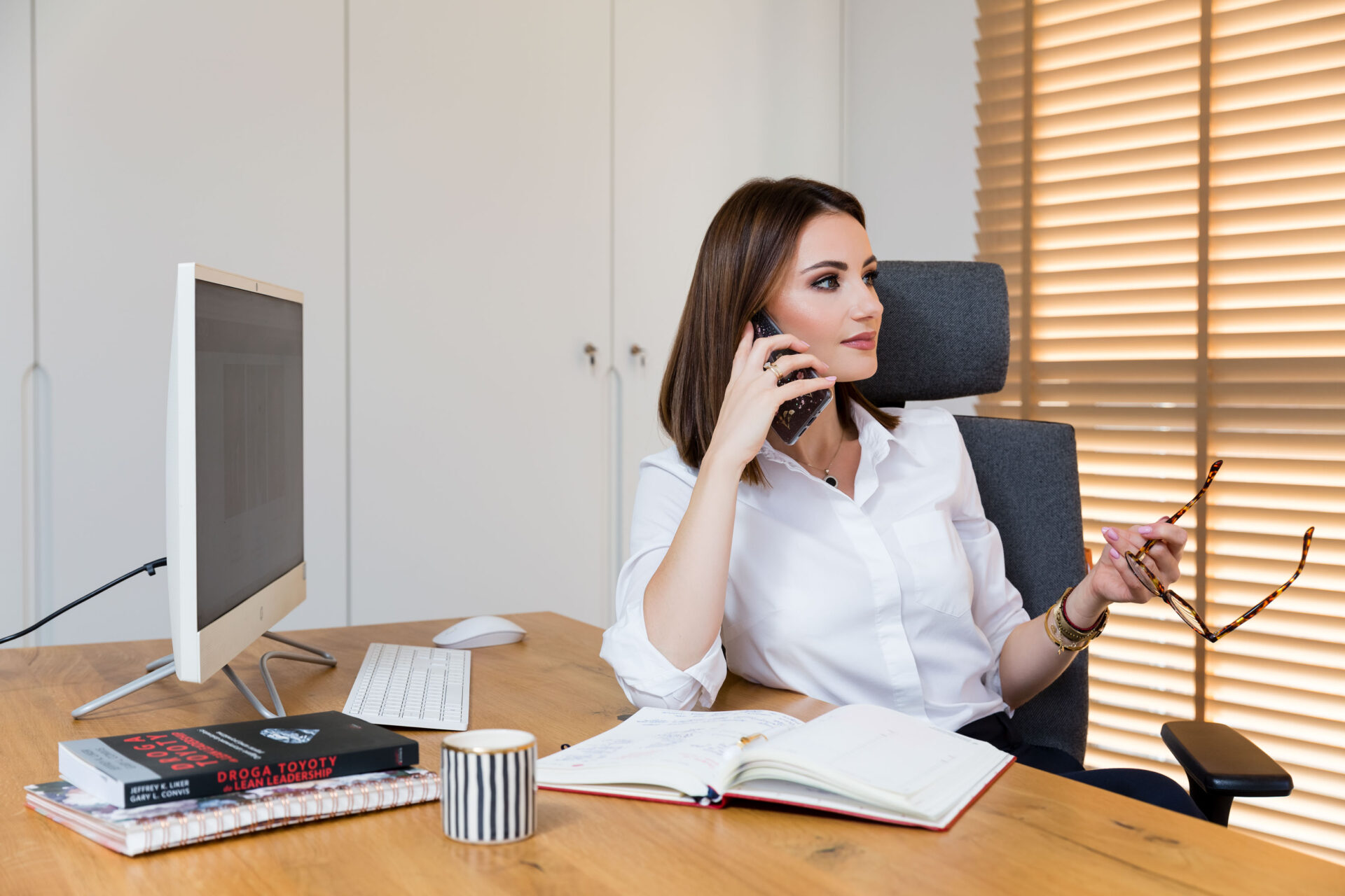 Professional photo shot in Jyväskylä, business portraits in Central Finland, photo sessions for companies and individuals – Keski Suomi ( Valokuvaaja Jyväskylä ) 