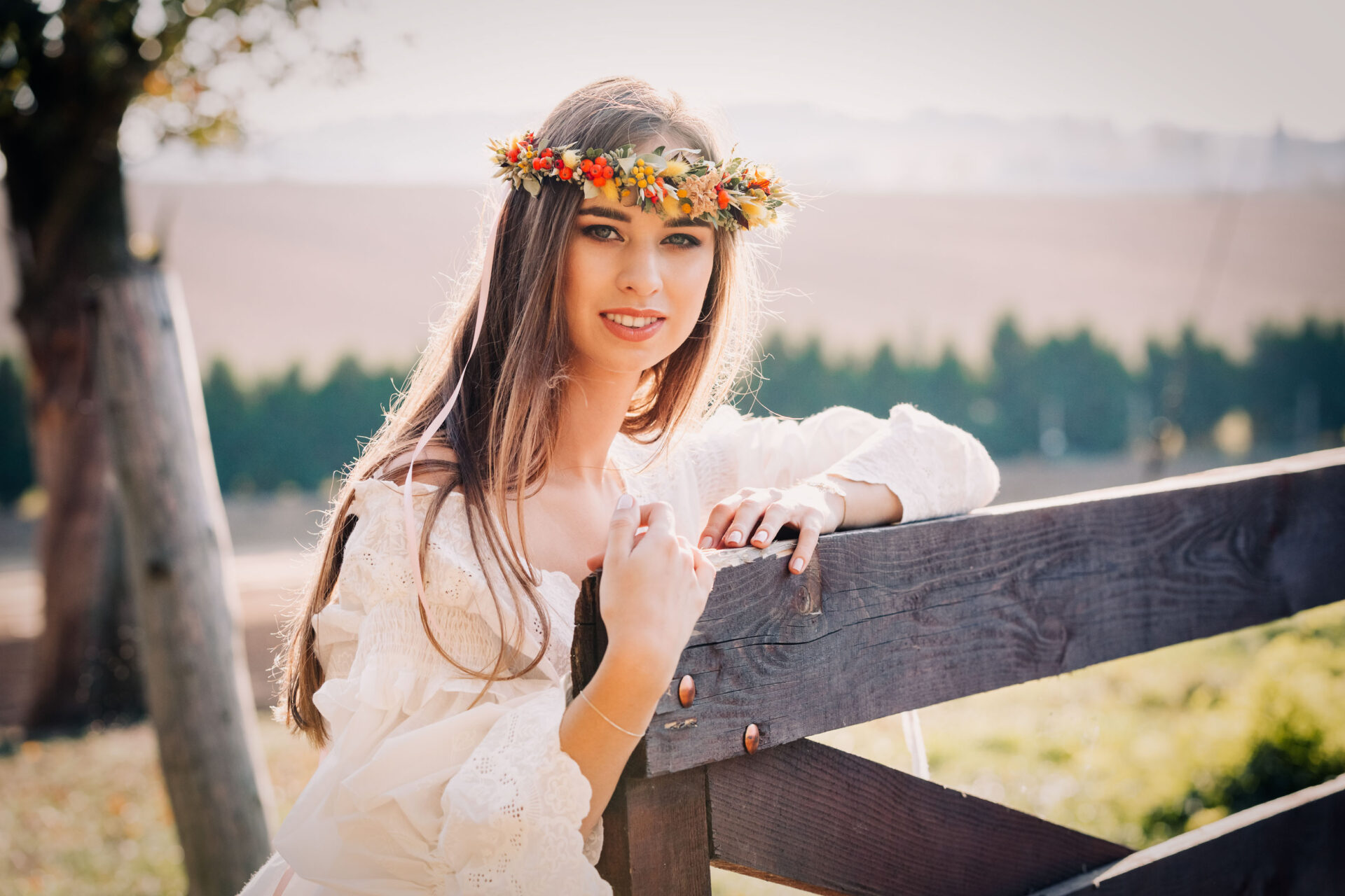 opiskelijan muotokuva ulkona