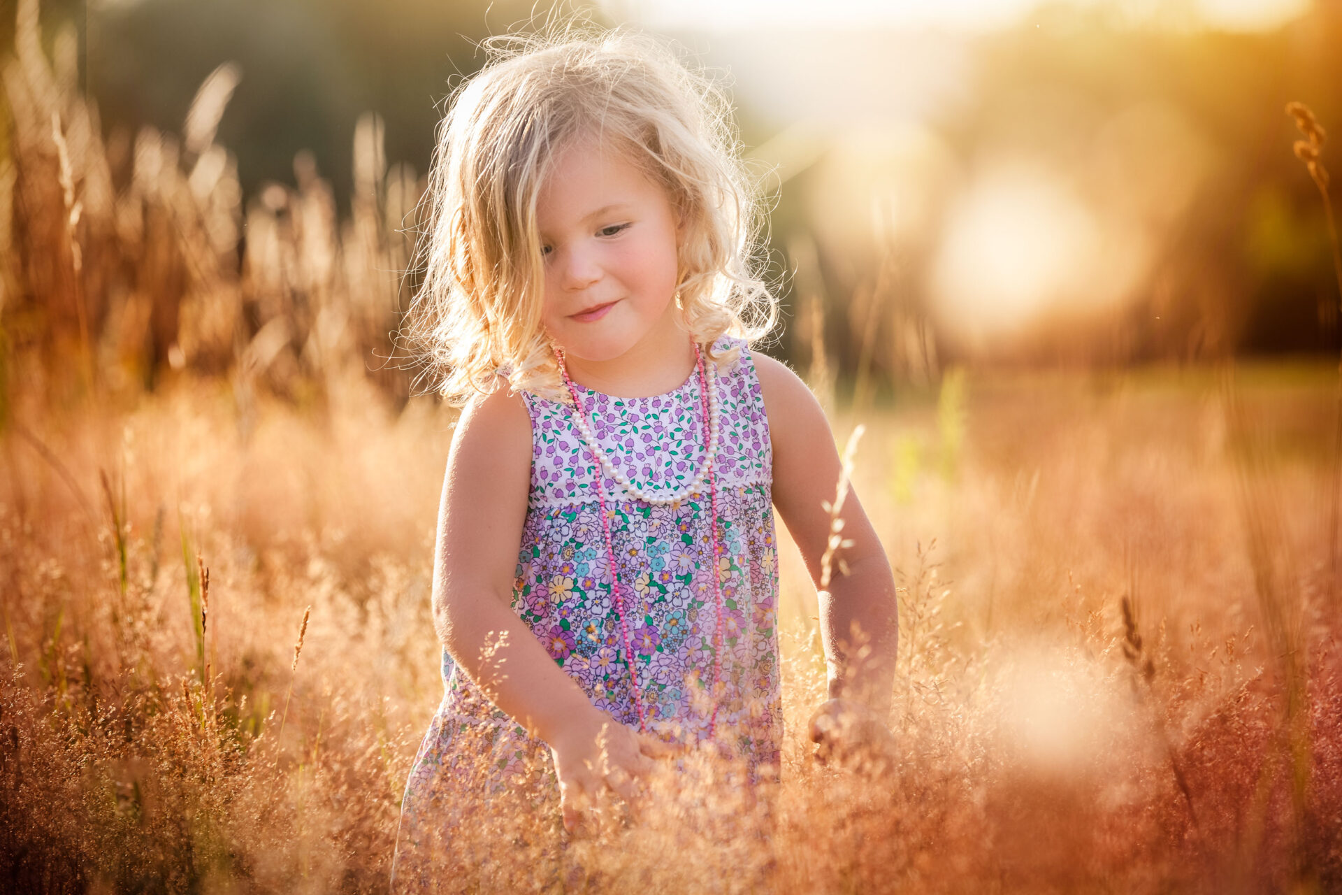 Lapsivalokuvat Jyväskylässä puistossa ulkona. 